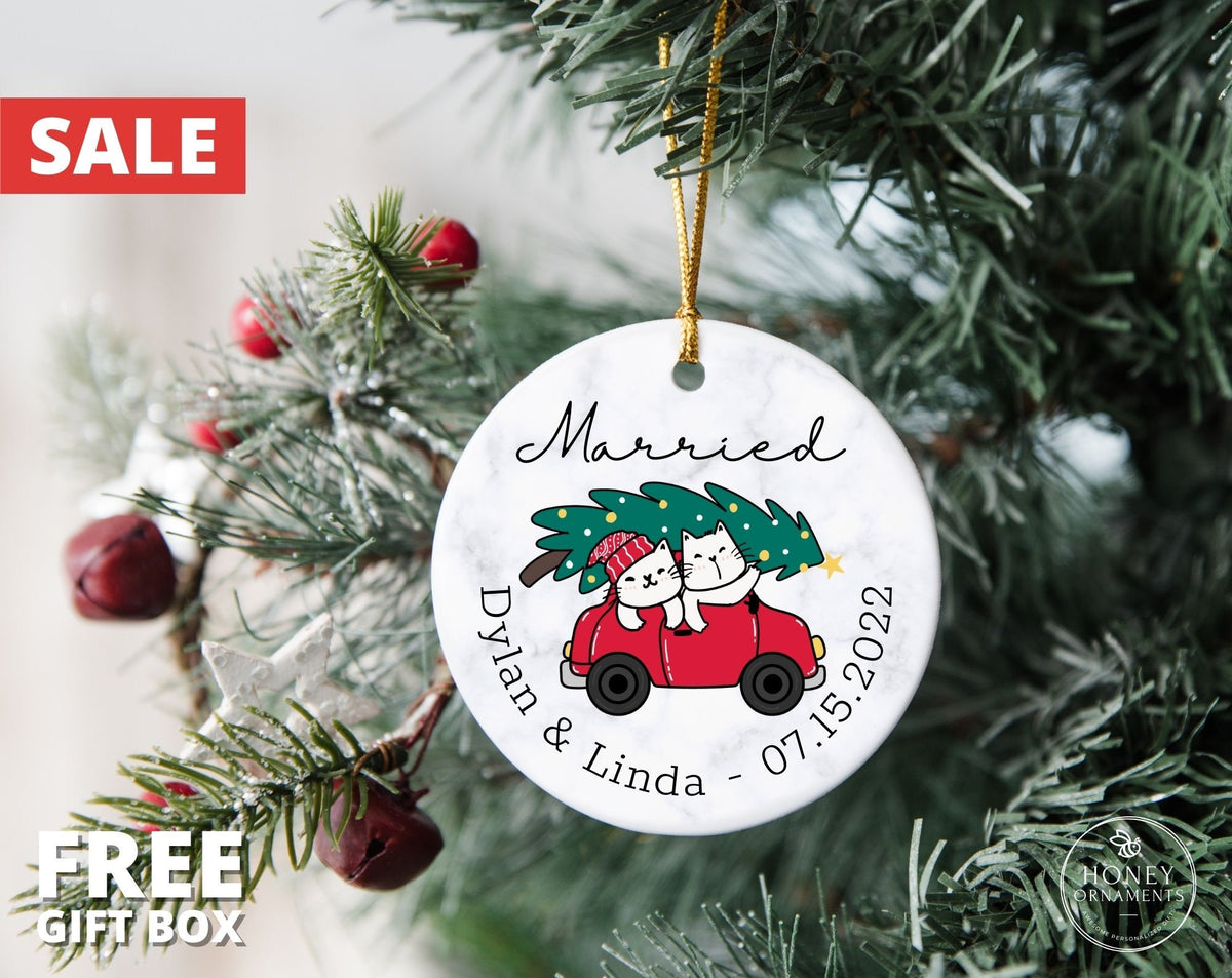 Married Christmas Ornament, Mr and Mrs Ornament, 2026 Cute Cats Couples Ornament, First Married Ornament, Newlywed Gift, Wedding Gift