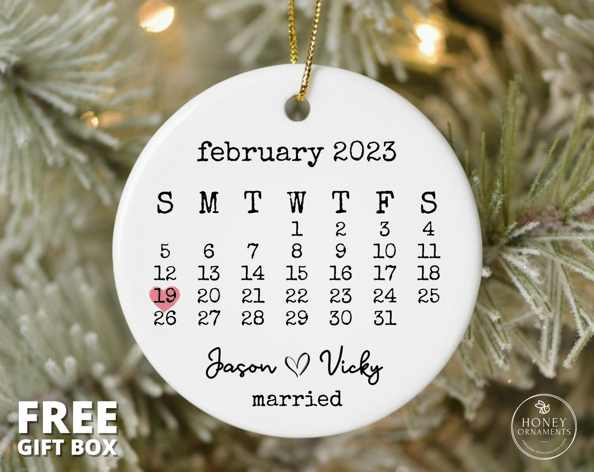 Personalized Wedding Date Ornament, First Christmas Gift (Free Gift Box)