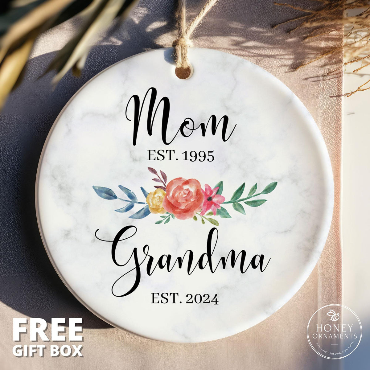 Personalized New Grandma Gift Ornament - Custom Mom and Grandma Est. 2026 - Baby Announcement Keepsake - Pregnancy Reveal Gift for Grandma