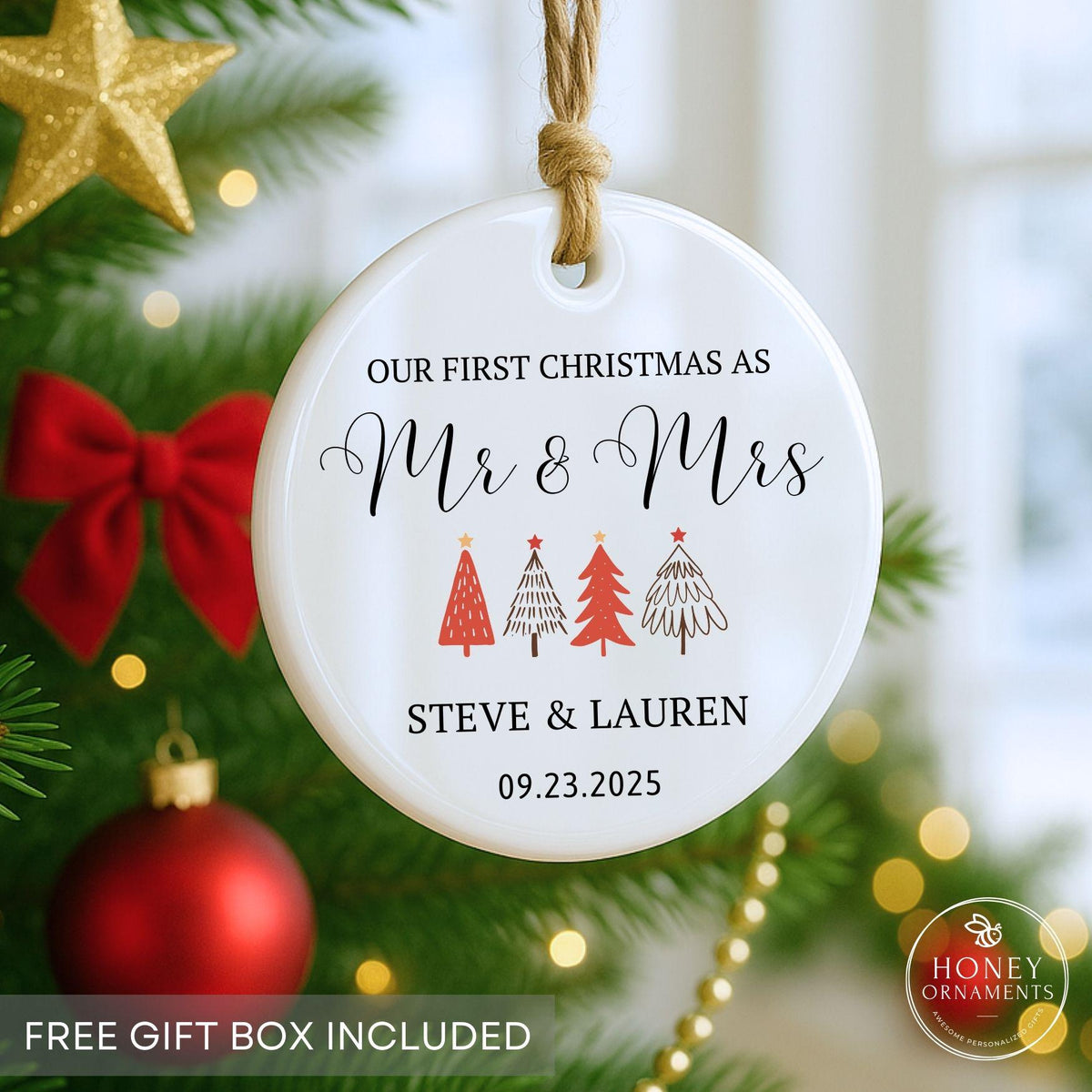 Personalized Wedding Gifts for Couple, Custom First Christmas Married Ornament 2026, Newlywed Keepsake Decoration, Mr and Mrs Tree Gift