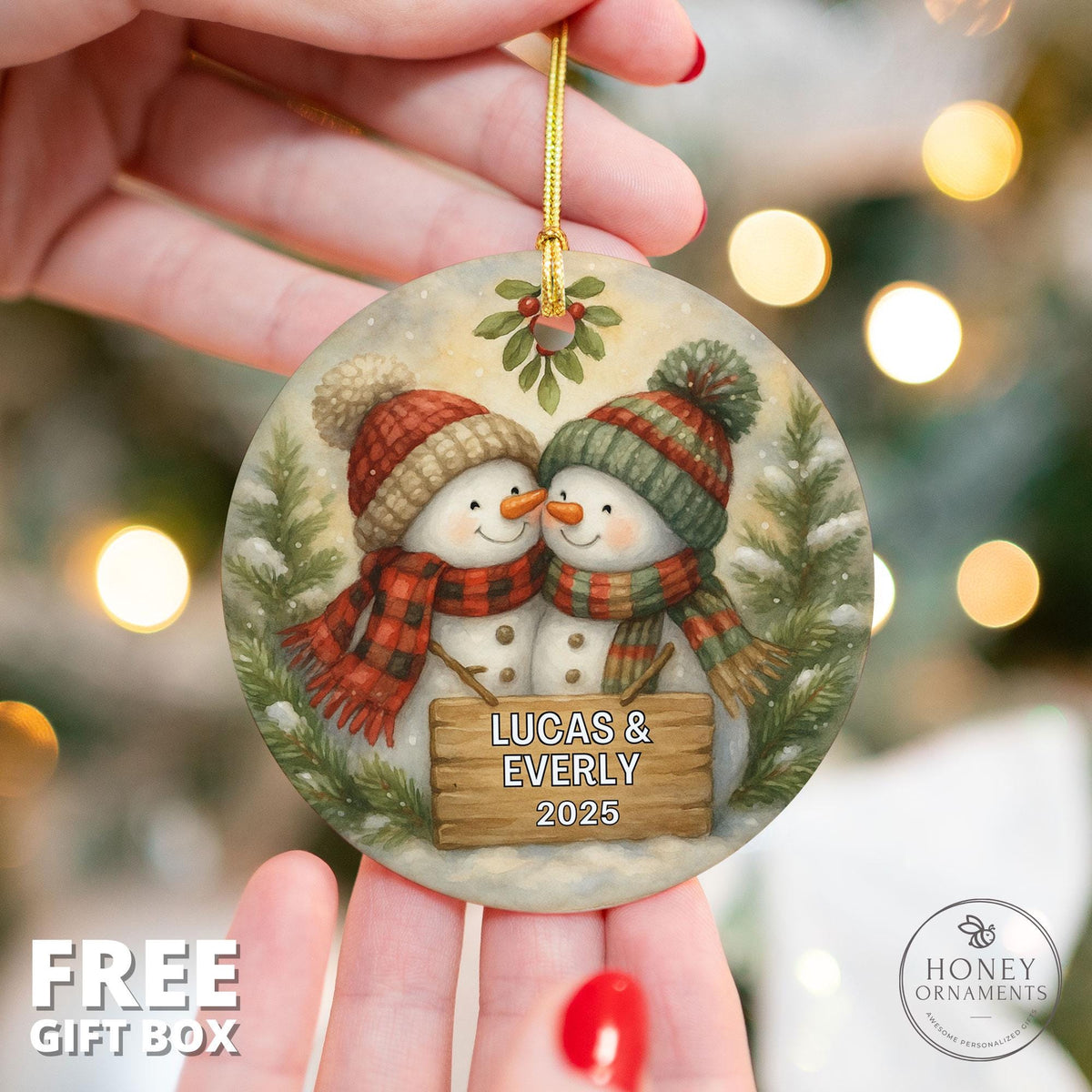 Personalized Kissing Snowman Couple Ornament with Custom Names, Newlywed Wedding Ornament, First Christmas Keepsake Engagement Gift