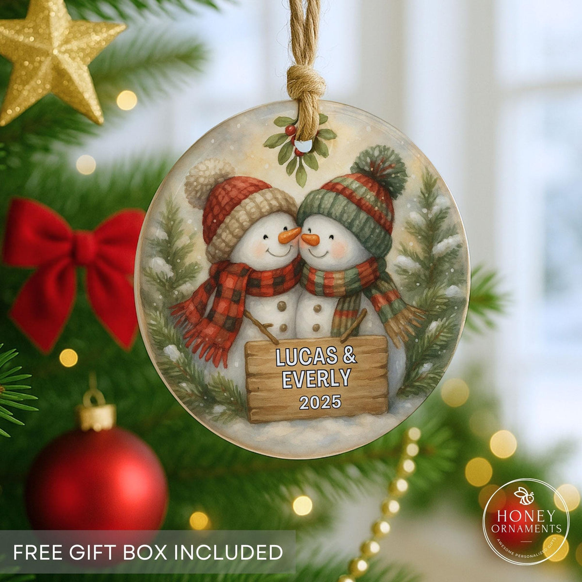 Personalized Kissing Snowman Couple Ornament with Custom Names, Newlywed Wedding Ornament, First Christmas Keepsake Engagement Gift